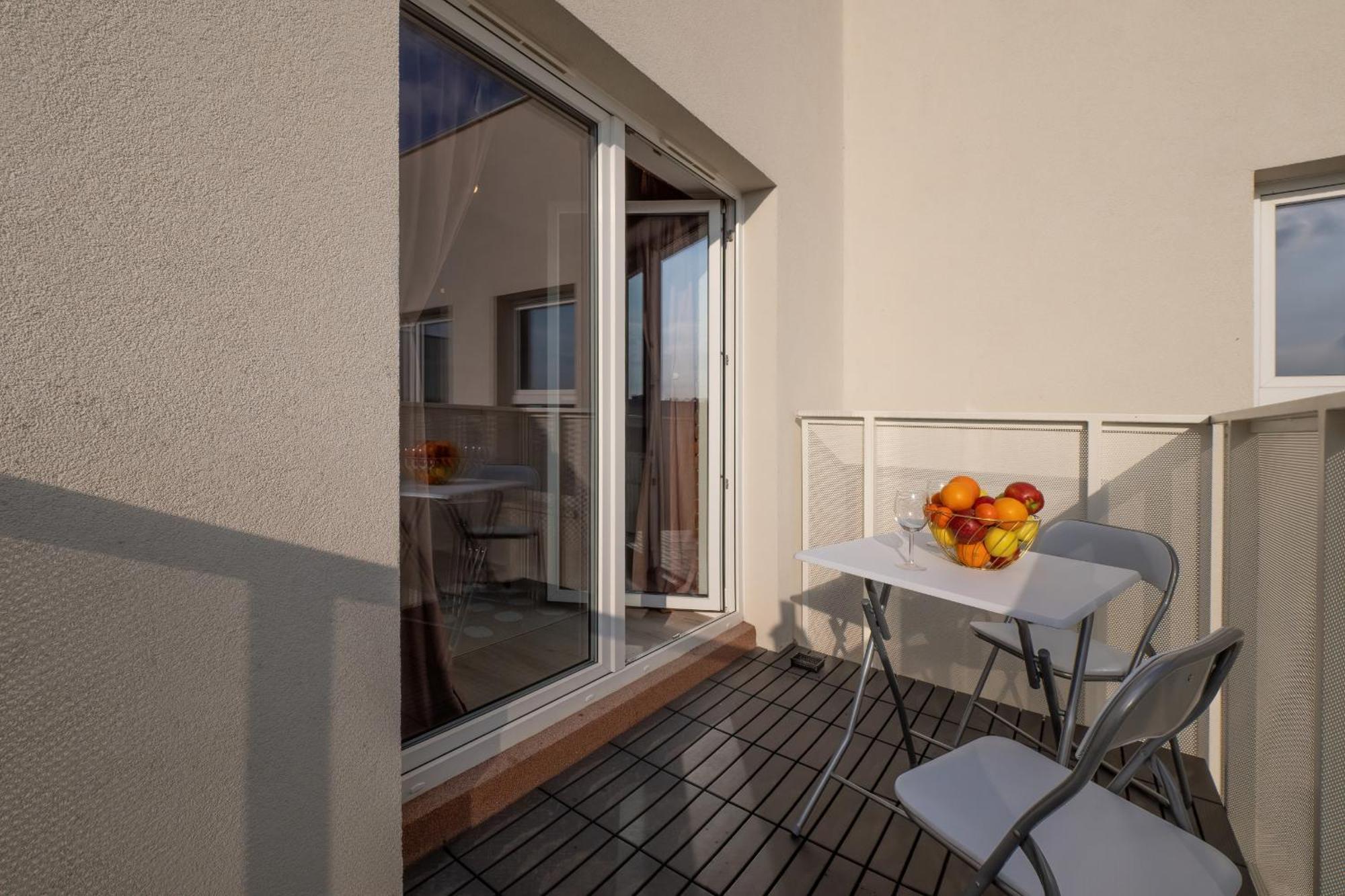 Modern Wroblewskiego With Balcony And Free Parking By Renters * Łódź